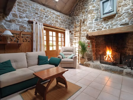 a vendre deux pentys à la pointe du tinduff