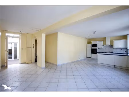 vente appartement 4 pièces 100 m² à rochefort (17300)  198 999 €
