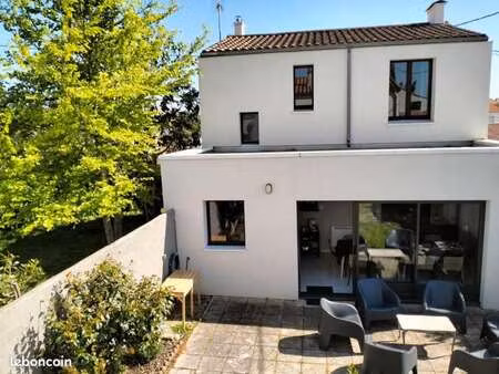 vente maison aux sables-d'olonne (85100) : à vendre / 116m² les sables-d'olonne