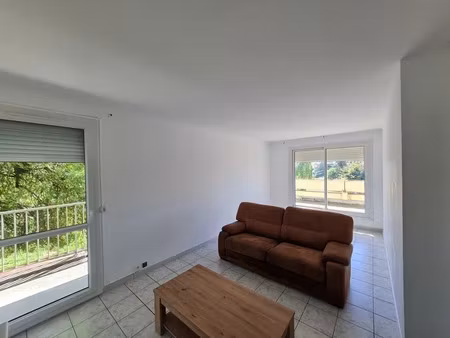 vente appartement 5 pièces 90 m² à angouleme (16000)  149 000 €