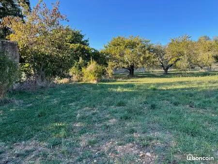 terrain 734 m² anse