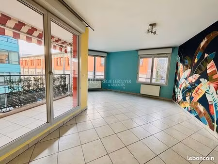 appartement 3 pièces 64 m²