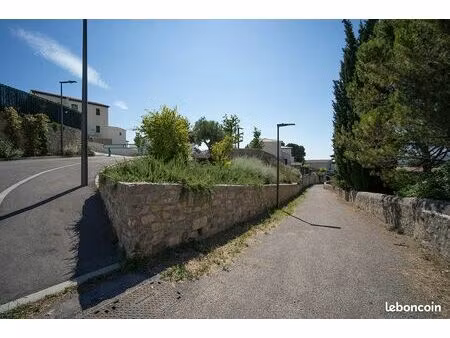 terrain 450 m² gigean