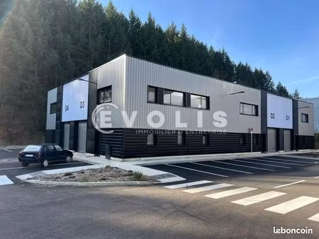 local d'activité 269 m²