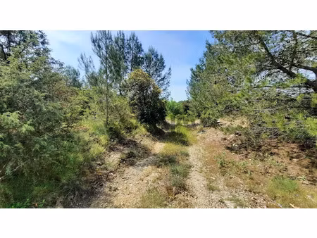 vente terrain 4000 m² à montmirat (30260)  8 500 €
