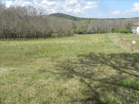 vente terrain à gourdon (46300)  56 000 €