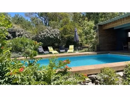 gîtes et chambres d'hôtes dans un écrin de verdure