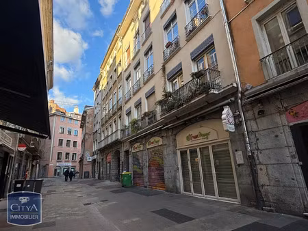 local commercial à louer - grenoble (38) - 1 306€