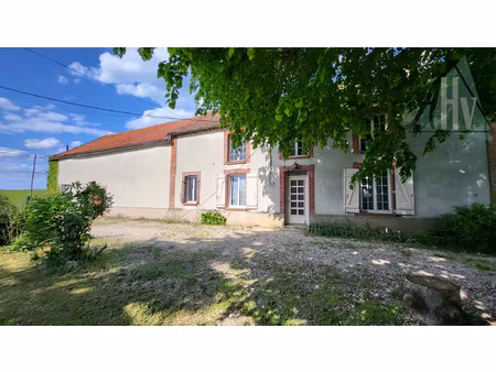 77 - maison à rénover  proche donnemarie-dontilly