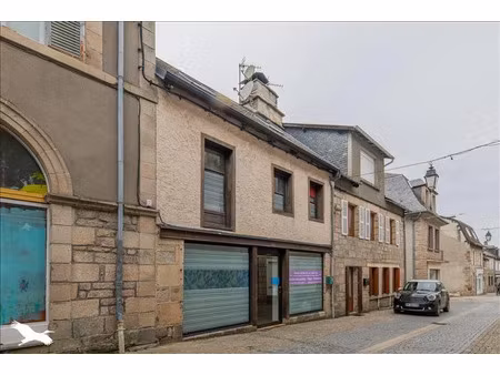 vente immeuble à egletons (19300)  161 250 €