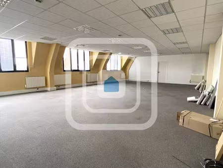 location locaux professionnels 1245 m² à reims (51100)  22 055 €