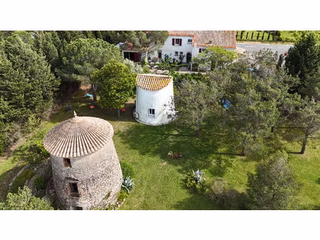 vente maison 12 pièces  450.00m²  marseillette