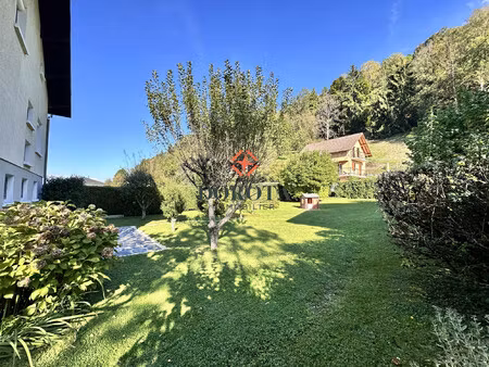 grande maison sur terrain 900m²