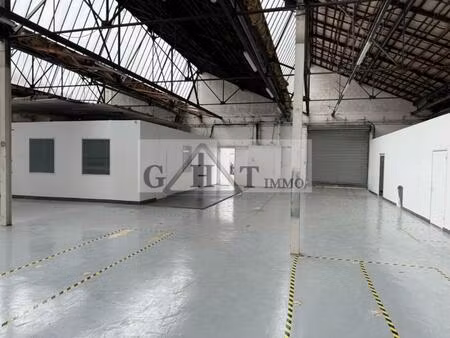 a louer entrepot bureaux 680 m² pantin