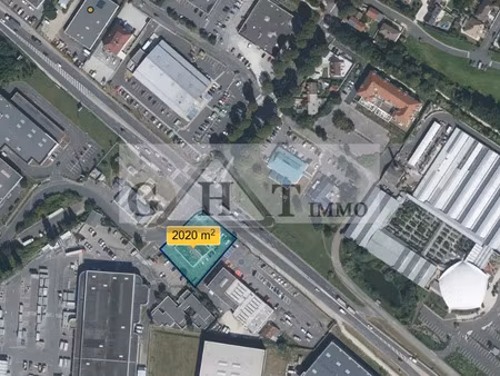 local commercial 600 m² a louer n19 servon