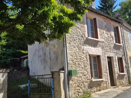 vente maison 4 pièces 77 m² à azerat (24210)  79 000 €