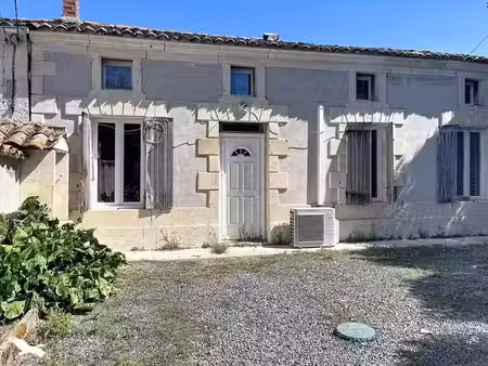 vente maison 7 pièces 153 m² à sonnac (17160)  90 200 €
