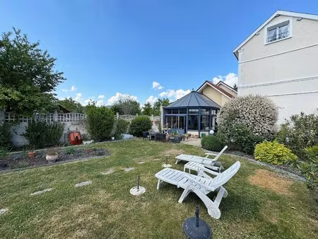 maison de luxe à vendre à saint-brice-courcelles