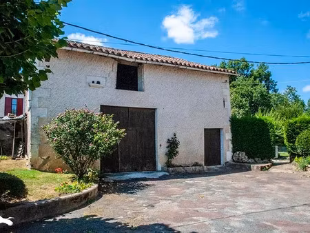 vente maison 8 pièces 162 m² à villars (24530)  135 000 €