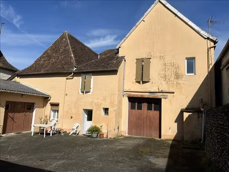vente maison 11 pièces 280 m² à maslacq (64300)  140 000 €