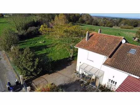 vente maison 6 pièces 170 m² à vayres (87600)  155 150 €