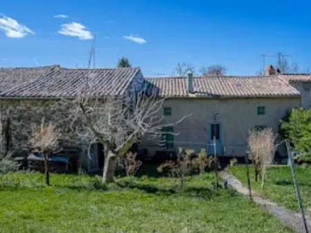 vente maison 5 pièces 161 m² à les cammazes (81540)  160 000 €