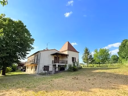 vente maison 7 pièces 133 m² à saint-pardoux-isaac (47800)  191 700 €