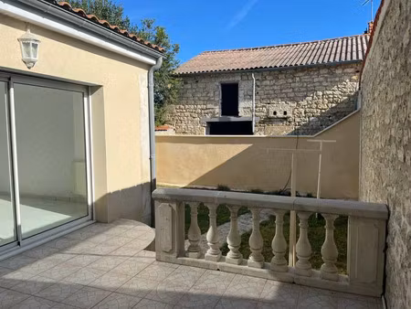vente maison 5 pièces 112 m² à l'isle-d'espagnac (16340)  171 359 €