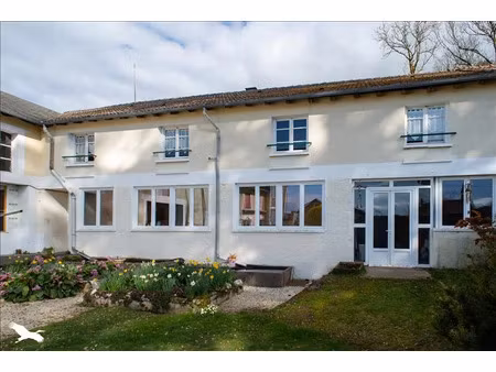 vente maison 8 pièces 210 m² à la coquille (24450)  213 000 €