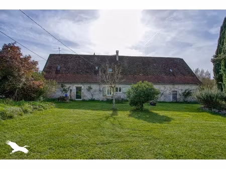 vente maison 4 pièces 142 m² à cavagnac (46110)  256 000 €