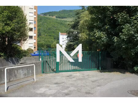 location garage 6 m² à grenoble (38000)