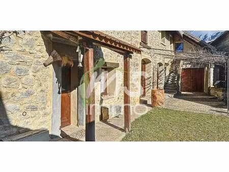 maison avec jardin et terrasse chabottes (05)