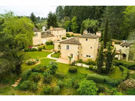 vente maison 10 pièces 305 m² à monpazier (24540)  790 000 €