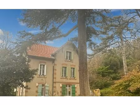 maison bourret m² t-7 à vendre  249 000 €