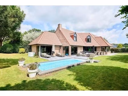 maison de 11 pièces de luxe en vente camphin-en-pévèle  hauts-de-france