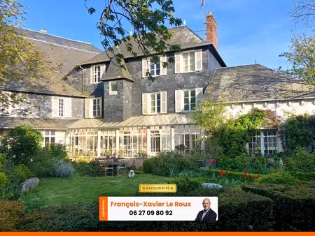 maison de caractère de 264 m2 11 pièces 7 chambres sur un terrain de 770 m2 joliment fleur