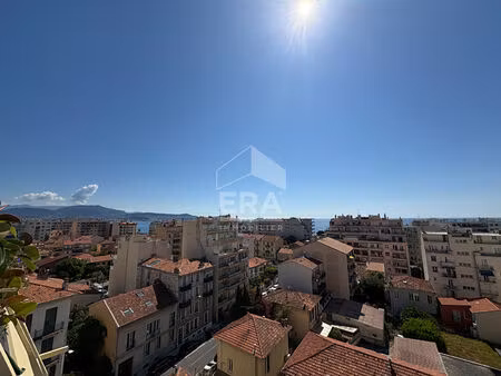 a vendre / appartement studio nice californie 20 m2 balcon vue mer dernier étage
