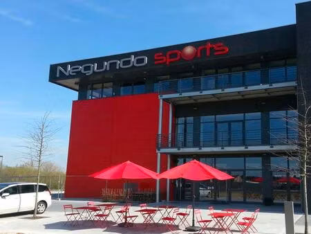 bien professionnel à louer à froyennes € 2.350 (l6aba) - vip immobilier | zimmo