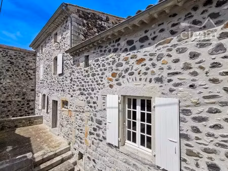 maison de village spacieuce et lumineuse  proche commodités