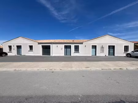 vente commerce 263 m² andilly-les-marais (17230)