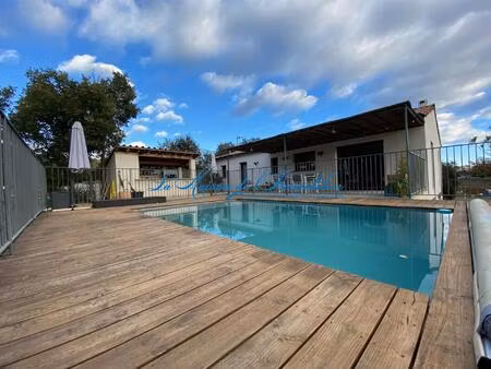 boisset et gaujac  villa plain pied de 117 m2 f4 et garage de 55 m2  sur 1042 m2 de...