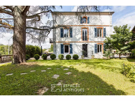 maison de maître avec piscine