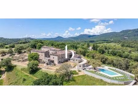 propriété avec piscine barjac (30)