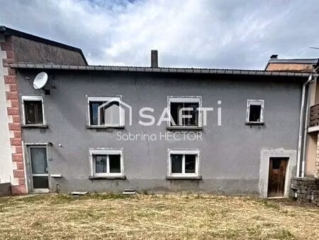 maison de village avec fort potentiel à rénover