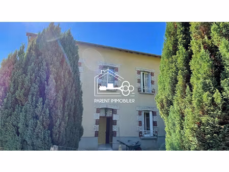 maison de campagne avec vue dégagée