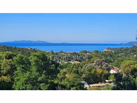 vente terrain 1300 m² à cavaliere (83980)  950 000 €