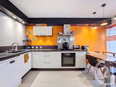 vente maison 6 pièces 108.34 m² à la tour-du-crieu (09100)  145 000 €