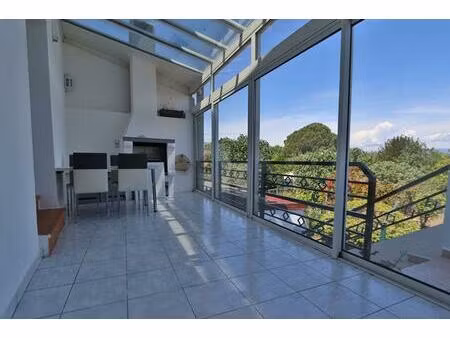 maison moux 8 pièce(s) 200 m2