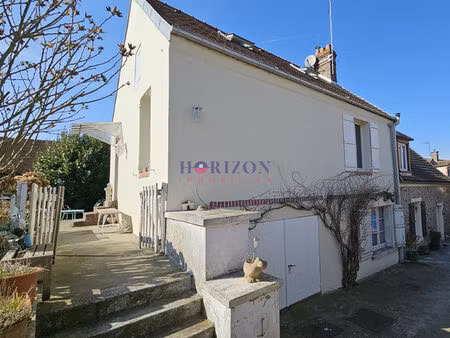 maison de village fresnoy le luat !