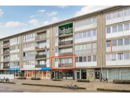 ruim en zonnig 2-slaapkamerappartement met zuidgericht te...